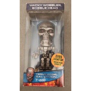 TERMINATOR SALVATION T-600 EYES LIGHT UP FUNKO WACKY WOBBLER BOBBLE-HEAD 2009